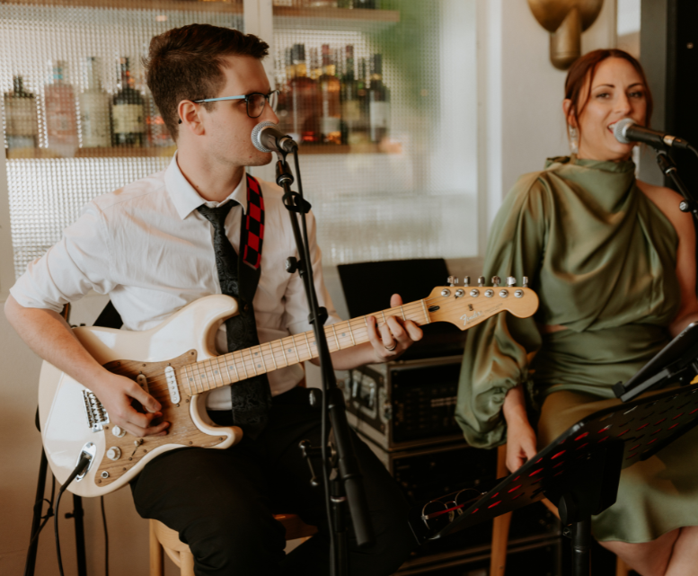 How to market yourself in the wedding industry as a musician